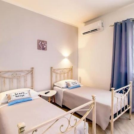 Luca'S Rooms Valledoria  Bagian luar foto